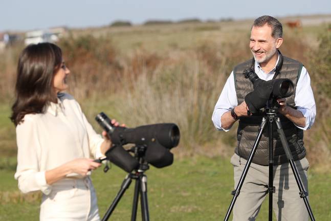 Don Felipe y Doña Letizia conocen la diversidad ambiental del Parque Nacional de Doñana