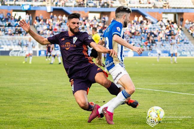 Los futbolistas del Recreativo acceden a jugar cada 72 horas