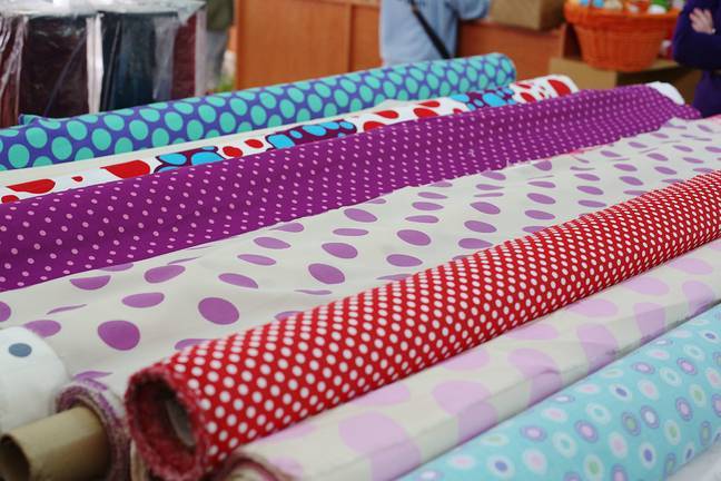 El sector de la moda flamenca teme perder la temporada “con pérdidas incontables”