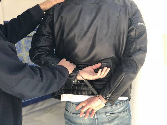 Tres detenidos por el robo de una motocicleta en La Palma del Condado