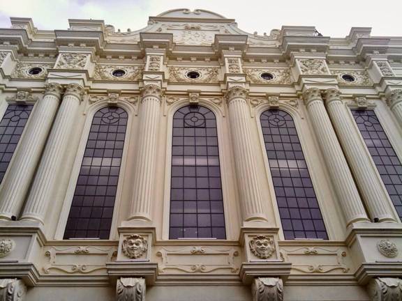 La taquilla del Gran Teatro abrirá el martes para devolver los importes de entradas