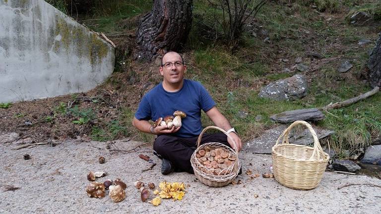 Tomás Hermoso propone herramientas para conocer mejor las setas de Huelva