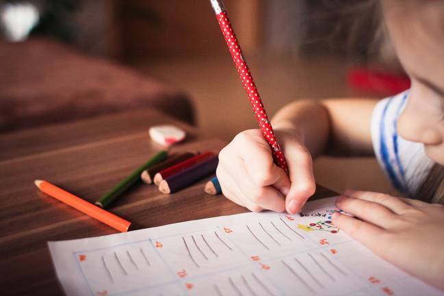 La educación confinada: así lo viven profesores, padres y alumnos de Huelva