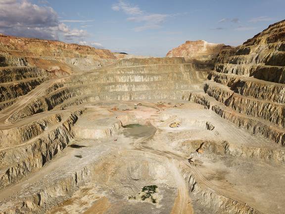 La Junta se compromete con los proyectos de desarrollo de la minería onubense