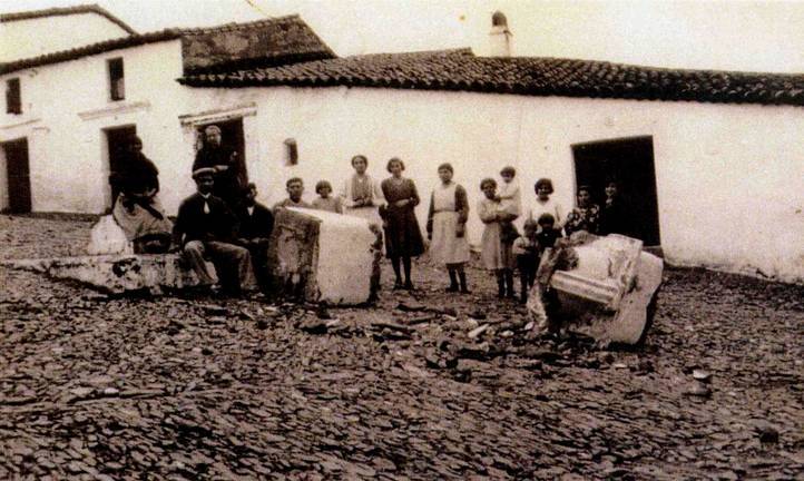La suspensión de las Cruces de Mayo de Almonaster en 1932 y la Guerra Civil