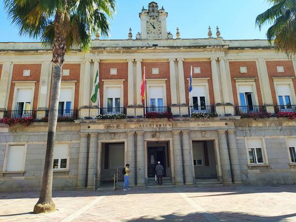 El alcalde de Huelva solicita ampliar el toque de queda hasta la medianoche
