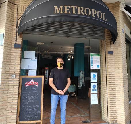 Cafetería-Pub Metropol de El Portil, un lugar idóneo para disfrutar con garantías de la vida de siempre