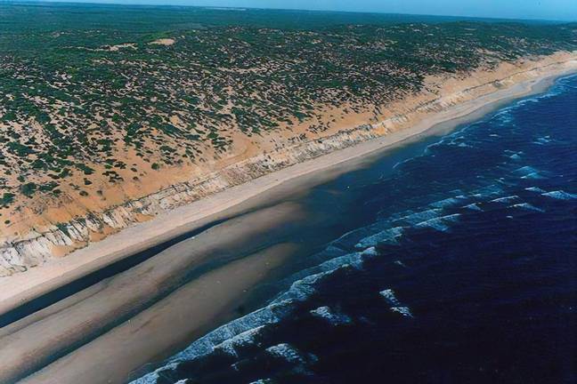 Tres playas de Huelva, entre las más grandes de España "para facilitar el distanciamiento social" 1 Tres playas de Huelva, entre las más grandes de España "para facilitar el distanciamiento social"