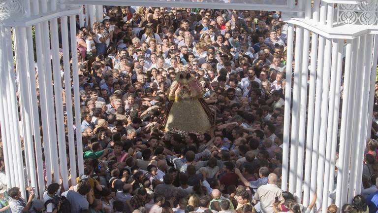 Las medidas anti-Covid impactan en el Rocío Chico: solo 150 personas podrán acudir a los actos