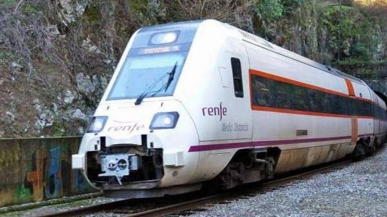 ADIF intervendrá en la línea Zafra-Huelva para prevenir derrumbes en túneles