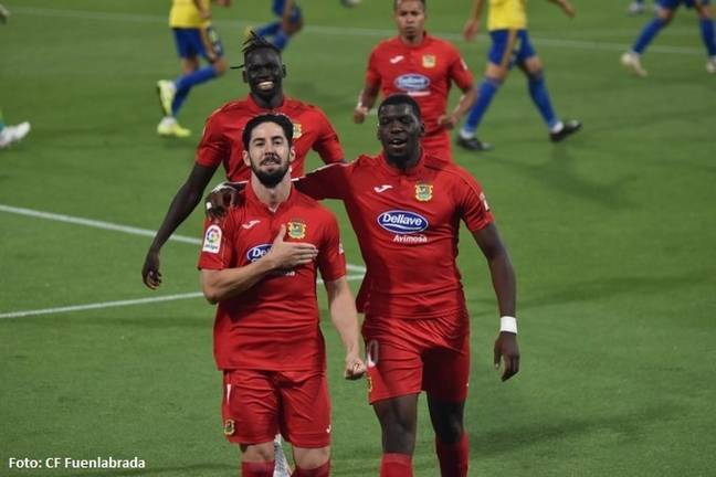 Un gol ‘hecho en Huelva’ estropea la fiesta del Cádiz