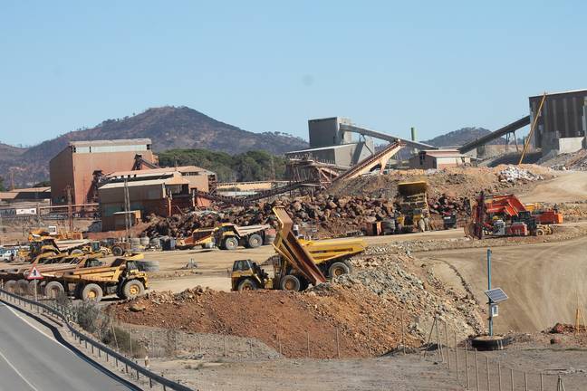 Atalaya Riotinto implementa un nuevo sistema de supresión de polvo contaminante