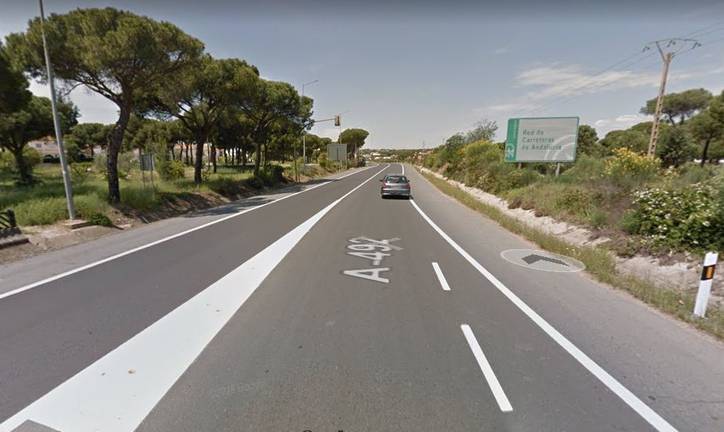 Retenciones en la A-492 a la altura de Aljaraque por un socavón en la carretera