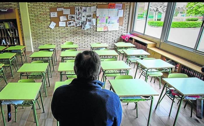 CSIF rechaza que se discrimine a los docentes interinos por dar positivo en Covid-19