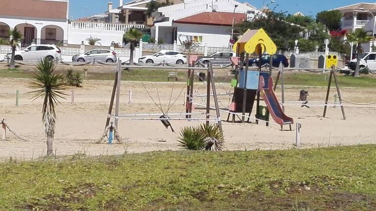 Almonte suspende todas las actividades que impliquen reunión de personas