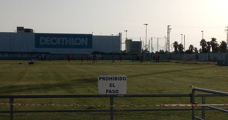 El Recre inicia la pretemporada entre fuertes medidas de seguridad
