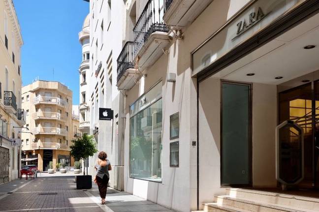 El alcalde pide una reunión a Zara ante el inminente cierre de sus negocios en el centro de Huelva