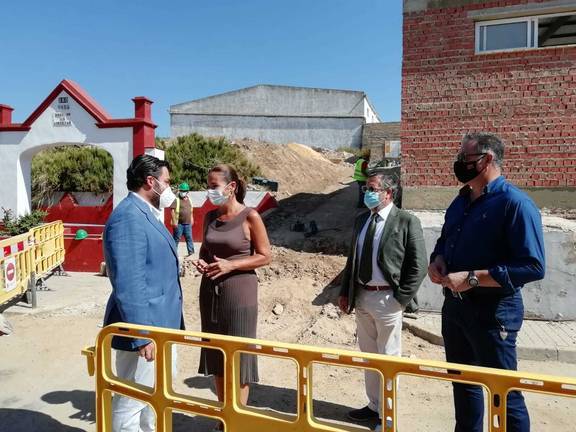 79 ayuntamientos onubenses se reparten los 4,4 millones del PFEA
