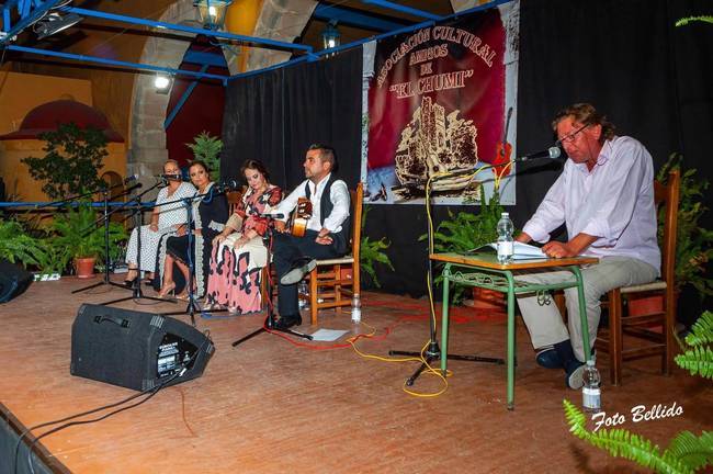Juan F. González: “Hay tela que cortar sobre las medias verdades que han sentado cátedra en el flamenco”