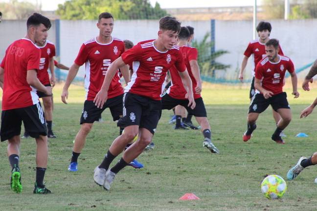 El Recreativo recae en el ‘error Monteagudo’