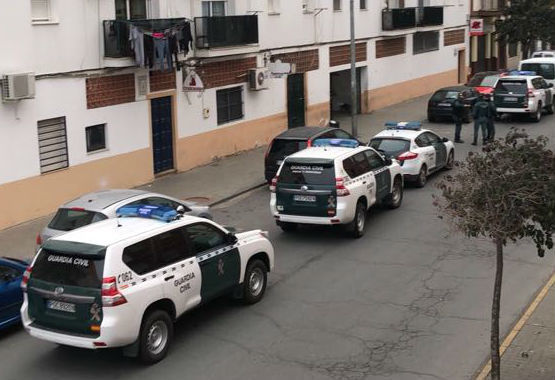 Cuatro detenidos por agredir a la Guardia Civil y Policía Local cuando acudían al aviso de una pelea en Isla Cristina