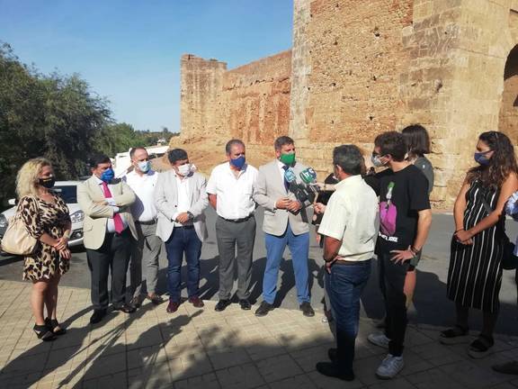 Niebla recuperará las Puertas del Agua y del Buey, elementos históricos de su muralla