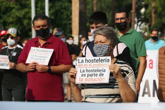 Profesionales del ocio y la restauración se manifiestan para exigir mejoras en el sector