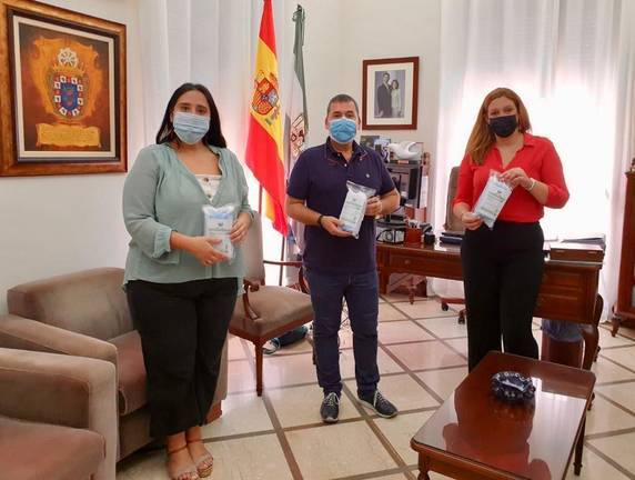 Una fábrica de calzado de Valverde crea mascarillas quirúrgicas “de alta fiabilidad”