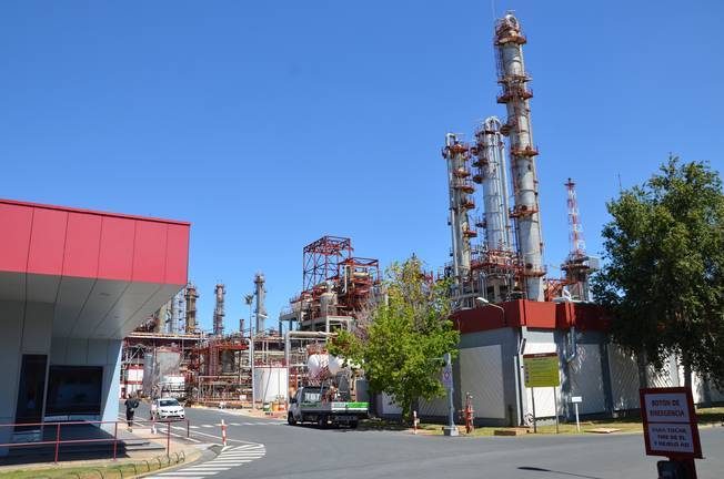 Cepsa acuerda con la representación de los trabajadores las condiciones del ERTE anunciado