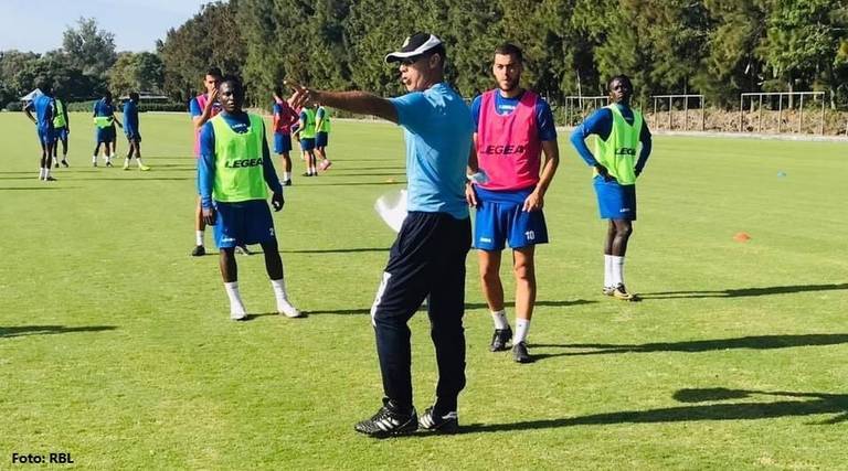 Calderón elogia el trabajo de Zamora en la secretaría técnica del Recreativo