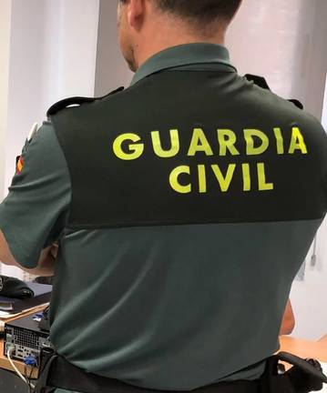 Detenido por estafa: simula el pago de un vehículo y lo vende falsificando el contrato de venta