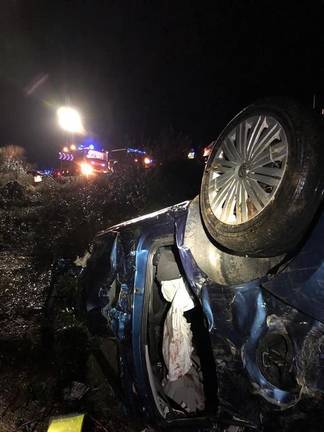 Rescatadas dos personas tras un accidente en La Puebla