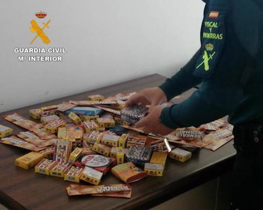 Intervienen más de 4.000 petardos ilegales en un bazar de Paterna