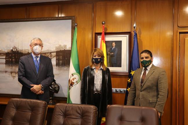 El Puerto y Marismas del Odiel unen sinergias para desarrollar objetivos en materia medioambiental