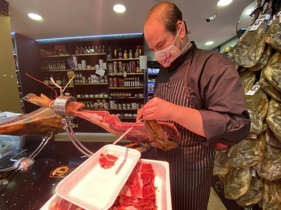 Jabugo apuesta por la colaboración público-privada para garantizar el futuro del sector ibérico