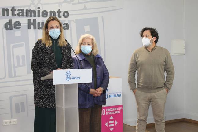 Huelva homenajea a sus mayores con el proyecto 'Historias de Latón'