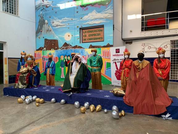Los Reyes Magos entregan en Valdocco regalos solidarios a más de 140 niños