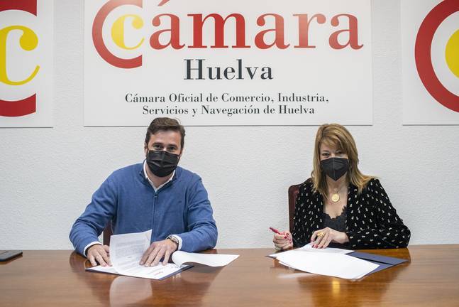 El Puerto materializa su apoyo al Club de Exportadores de la Cámara de Comercio