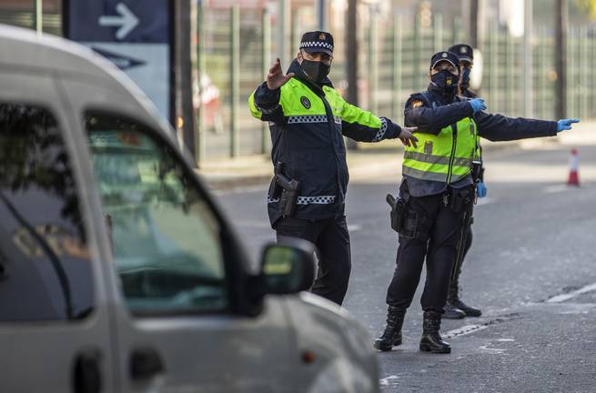 La capital respira aliviada: Huelva se aleja de la tasa 1.000 PDIA de contagio que lo cierra todo