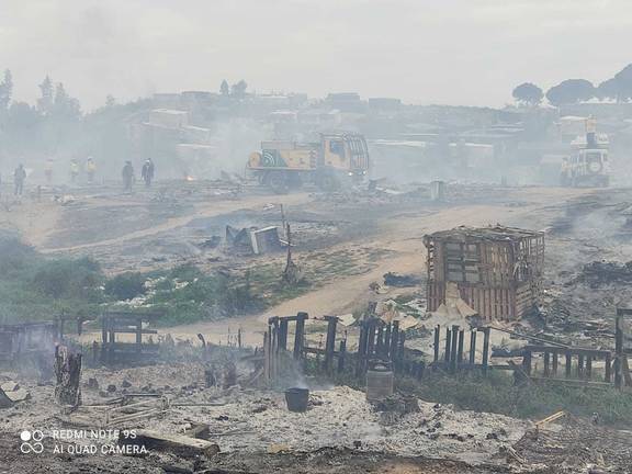 El fuego destapa un problema mayúsculo: 40 poblados de infraviviendas en mitad de una pandemia