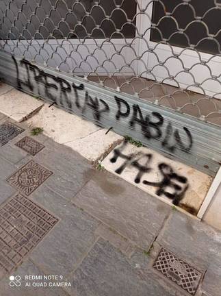 Actos vandálicos en Isla Cristina en apoyo a Pablo Hasél