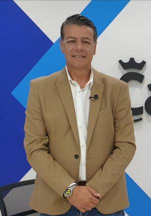 manolo camacho