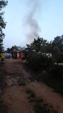 Un incendio calcina una vivienda en la aldea de Tujena (Paterna)