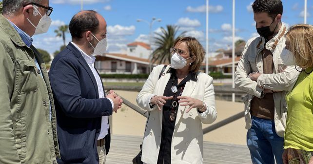 Faneca defiende en Ayamonte el plan de ayudas del Gobierno a la red de empresas locales