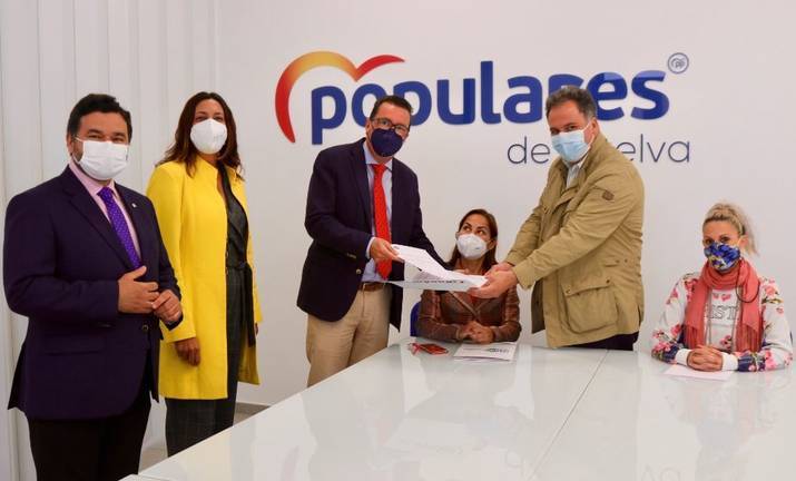 Manuel Andrés González, lanzado a por su cuarto mandato en el PP de Huelva