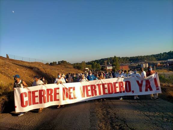 Paso atrás en el Parlamento para facilitar el cierre del vertedero de Nerva
