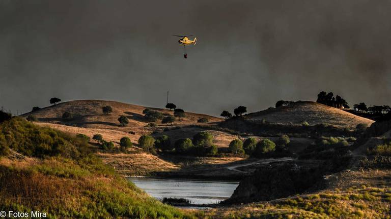 El INFOCA da por extinguido el incendio de Villarrasa tras calcinar casi mil hectáreas