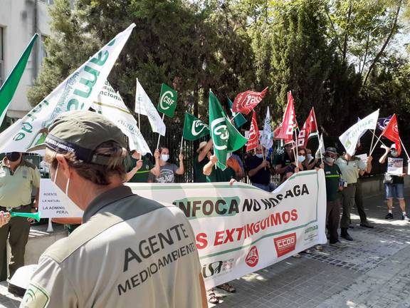 Los sindicatos piden mejoras laborales para los agentes y celadores forestales