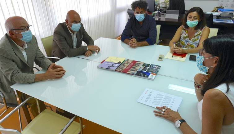La UHU y Fertinagro crearán una cátedra de alimentación y sostenibilidad
