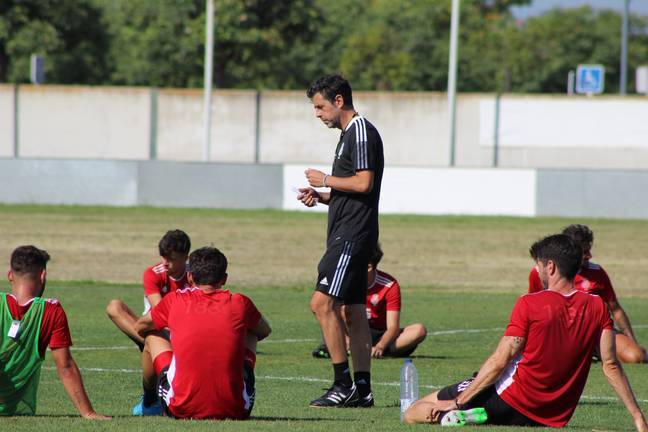 Alberto Gallego pide al Recre el fichaje de Chendo Alarcón